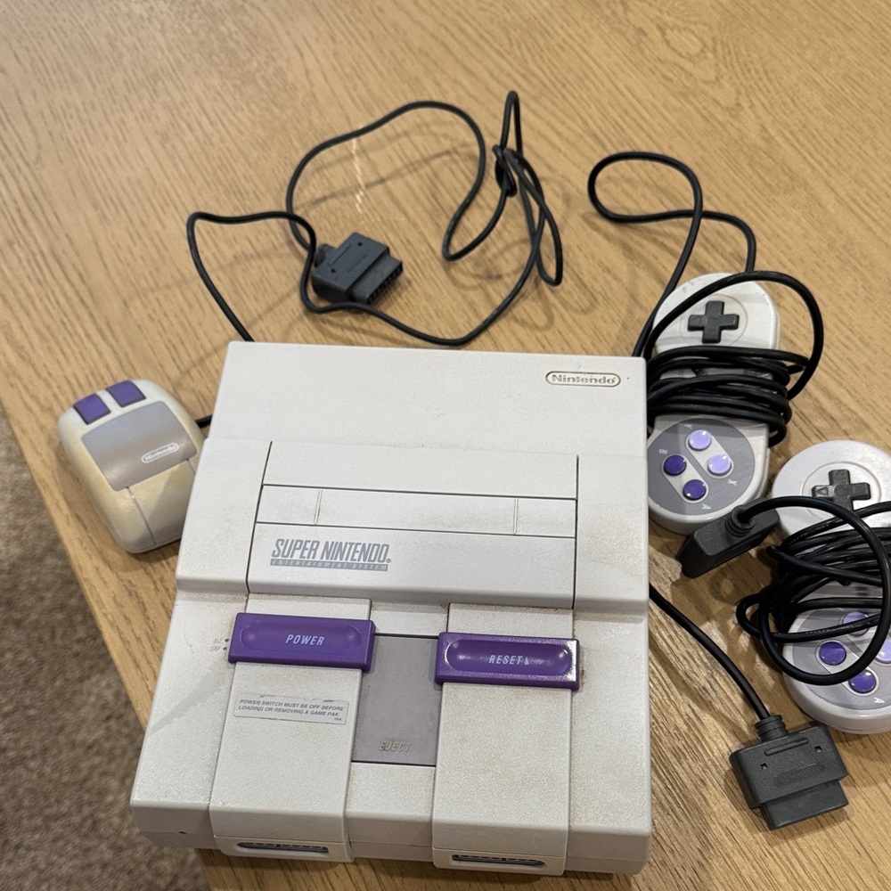 Super Nintendo Console - gray